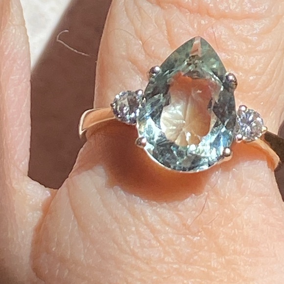 Solid 750 gold / 18K Natural Aquamarine and Diamond Ring size 6.25 - Picture 8 of 10